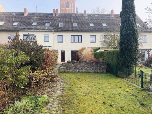 Reihenmittelhaus zum Kauf 198.000 € 5 Zimmer 126 m² 253 m² Grundstück frei ab sofort Wittenberge 19322