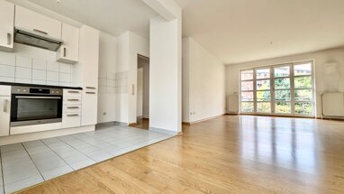 Wohnung zum Kauf 195.000 € 3 Zimmer 74 m² EG frei ab sofort Cuxhaven Cuxhaven 27472