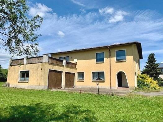 Einfamilienhaus zum Kauf 130.000 € 6 Zimmer 140,6 m² 929 m² Grundstück frei ab sofort Hauptmannsgrün Heinsdorfergrund 08468