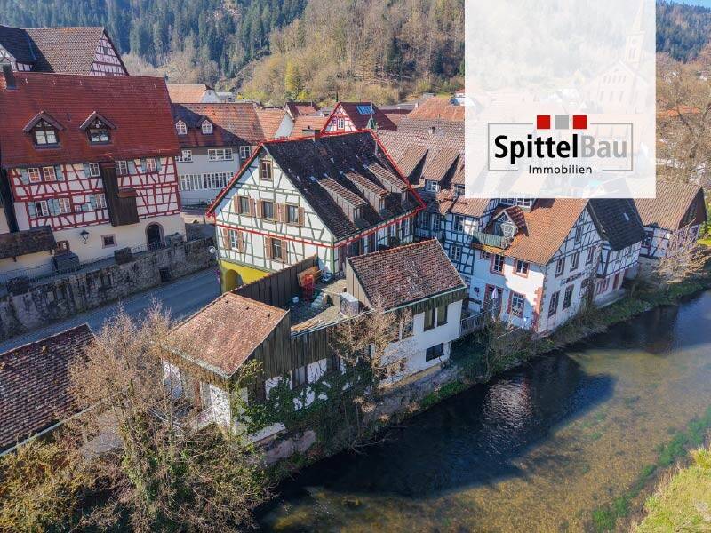 Immobilie in Schiltach - Dachgeschoßwohnung in zentraler Lage von Schiltach zu verkaufen! - Bild 0