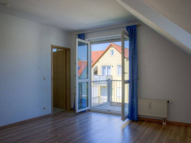 Wohnung zur Miete 340 € 1 Zimmer 26 m² 2. Geschoss frei ab 01.09.2025 Weiden Weiden in der Oberpfalz 92637