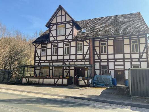Haus zum Kauf 105.000 € 329 m² 2.213 m² Grundstück Bad Grund 37539