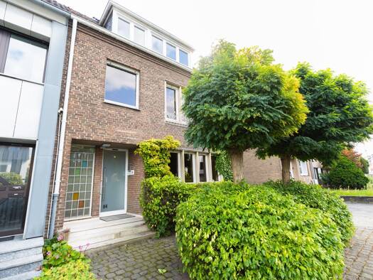 Doppelhaushälfte zum Kauf 449.000 € 7 Zimmer 172 m² 967 m² Grundstück Poeth Mönchengladbach 41068