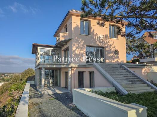 Haus zum Kauf 1.710.000 € 7 Zimmer 265 m² Agora Granville 50400