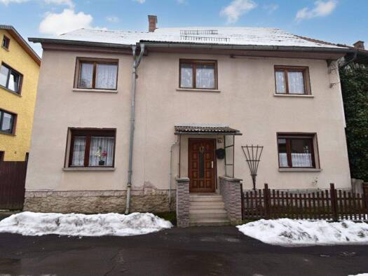 Einfamilienhaus zum Kauf 39.000 € 9 Zimmer 161,8 m² 196 m² Grundstück frei ab sofort Benshausen 98554