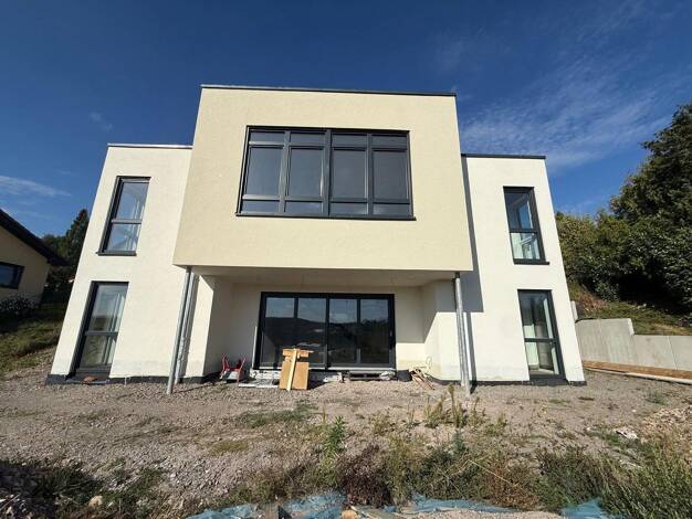 Einfamilienhaus zum Kauf - Erstbezug provisionsfrei 730.000 € 12 Zimmer 200 m² 690 m² Grundstück Im Tannengarten 9 Hornbach 66500
