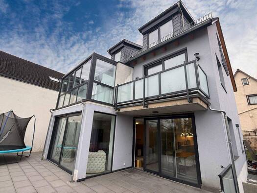 Einfamilienhaus zum Kauf 1.290.000 € 6 Zimmer 213,2 m² 559 m² Grundstück Seckbach Frankfurt 60389