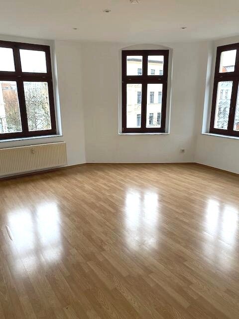 Wohnung zur Miete 839 € 4 Zimmer 113,4 m²<br/>Wohnfläche 3.<br/>Geschoss 01.04.2025<br/>Verfügbarkeit Wolfenbütteler Straße . Wormser Platz Magdeburg 39112