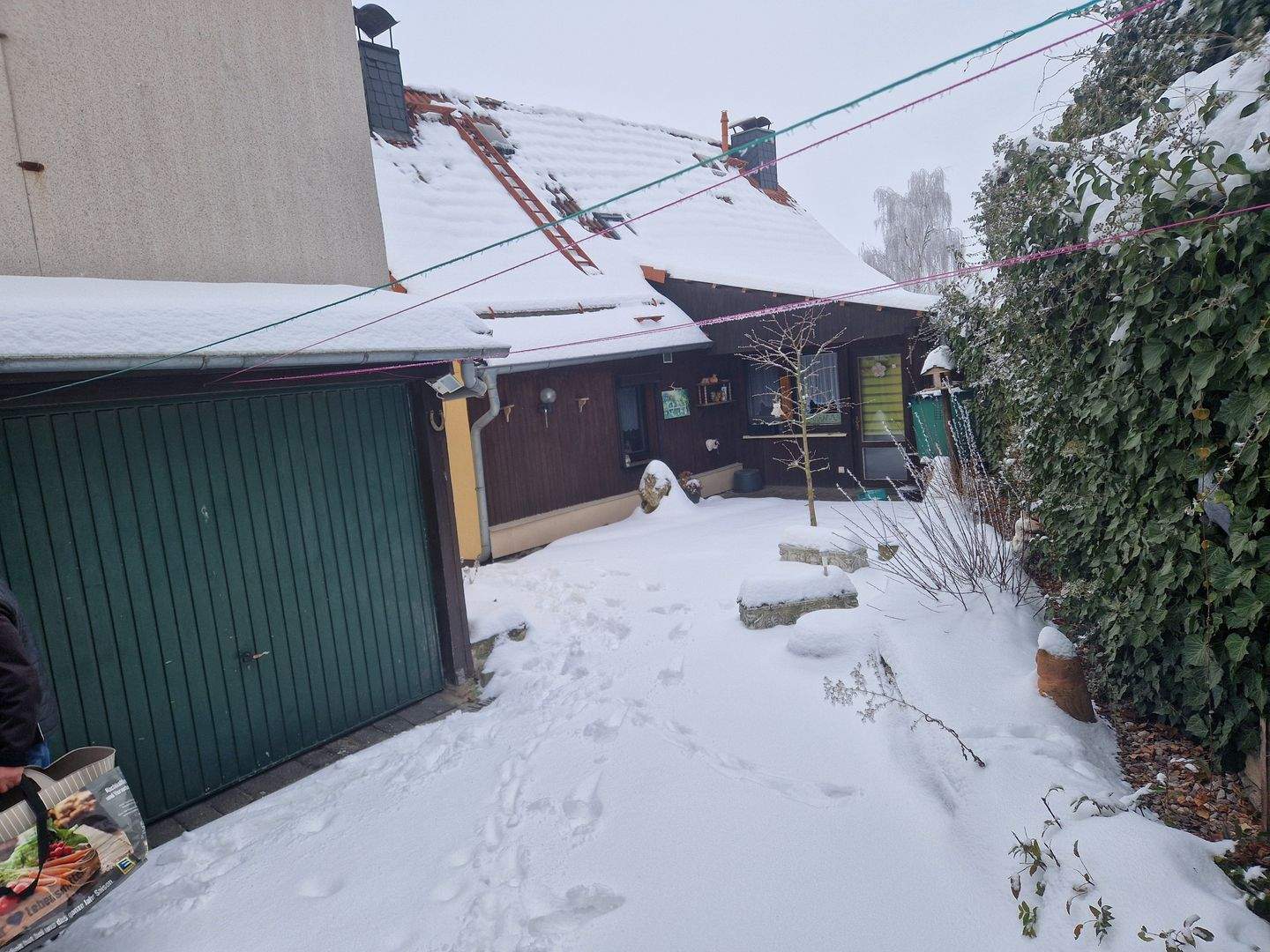 Immobilie in Drei Gleichen - +++ Saniertes Einfamilienhaus ++ in Drei Gleichen - Schwabhausen ++ mit Einbauküche ++ Kaminofen ++ Garage +++  - Bild 3