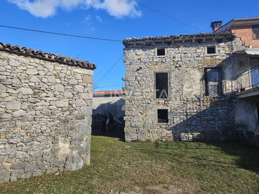 Haus zum Kauf 85.000 € 5 Zimmer 135 m² Rocko Polje, Buzet Buzet