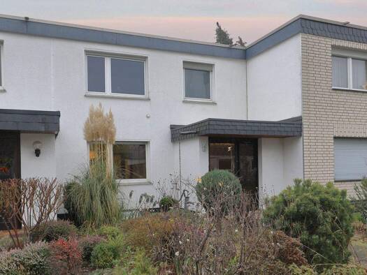 Reihenmittelhaus zum Kauf 395.000 € 4 Zimmer 114,4 m² 321 m² Grundstück Neubrück Köln 51109