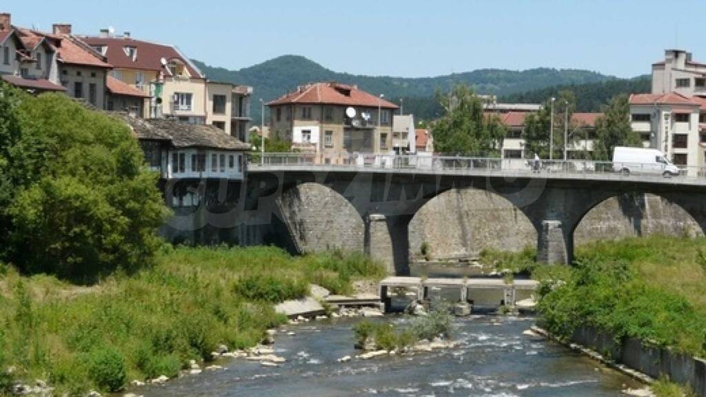 Landwirtschaftliche Fläche zum Kauf 26.000 € Troyan