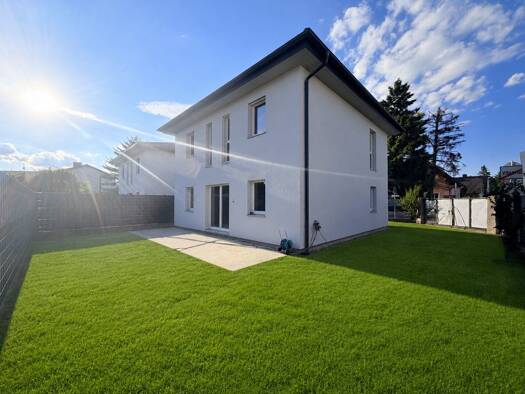 Einfamilienhaus zum Kauf - Erstbezug 689.000 € 4 Zimmer 132 m² 353 m² Grundstück Böheimgasse Vösendorf 2331