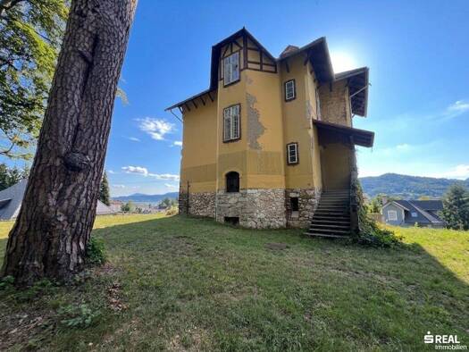 Villa zum Kauf 310 m² 2.789 m² Grundstück Krumpendorf am Wörthersee 9201