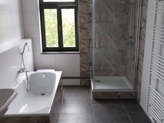Wohnung zur Miete 490 € 3 Zimmer 75 m² 3. Geschoss frei ab sofort Zentrum Zentrum 09111
