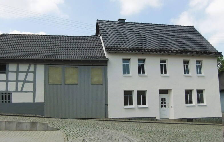 Bauernhaus zum Kauf provisionsfrei 598.000 € 7 Zimmer 156 m² 616 m² Grundstück Wilhelmstraße 2 Heftrich Idstein 65510