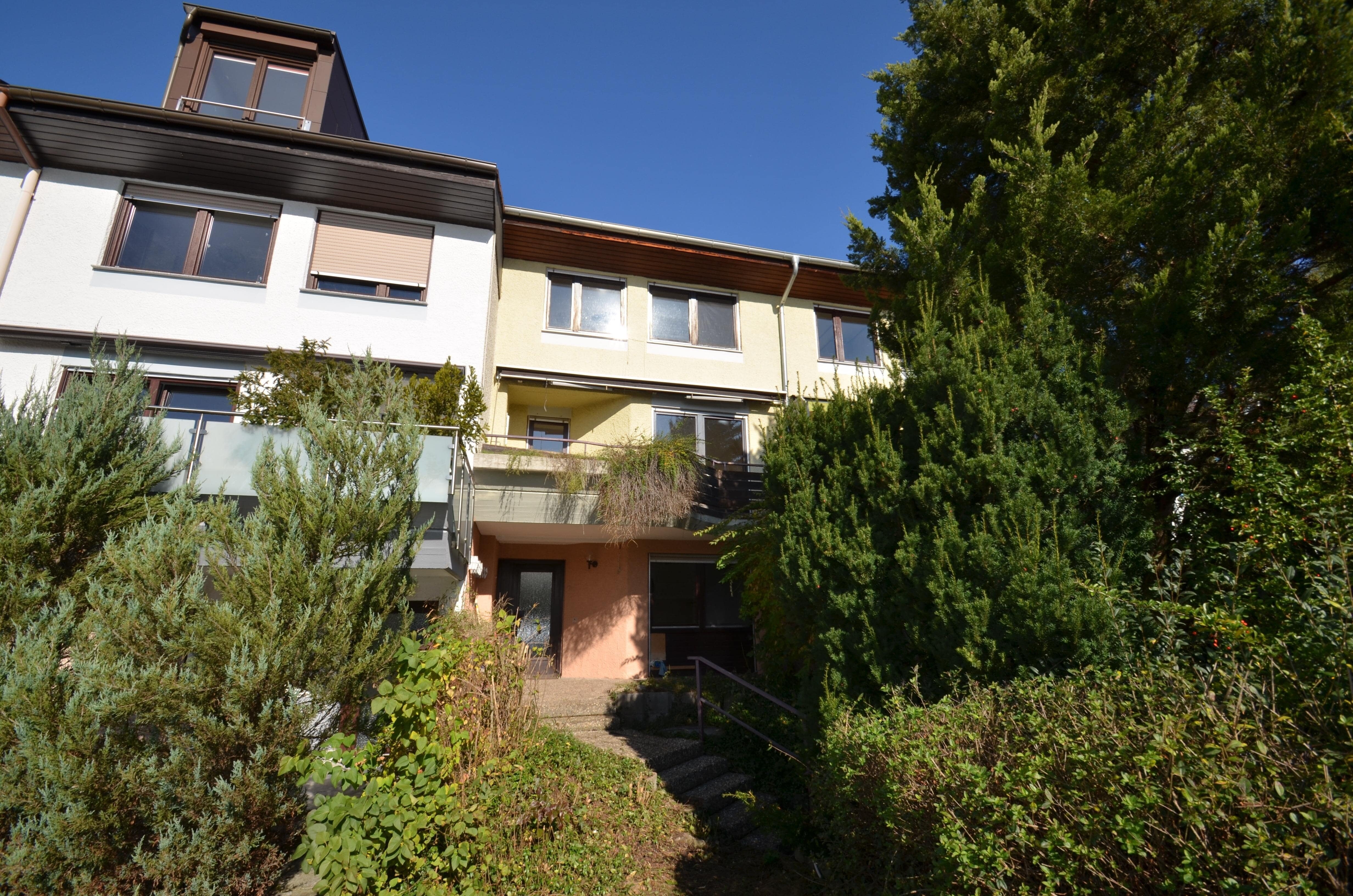 Reihenmittelhaus zum Kauf 495.000 € 6,5 Zimmer 129 m²<br/>Wohnfläche 204 m²<br/>Grundstück Unterstadt / Galgenberg Böblingen 71032