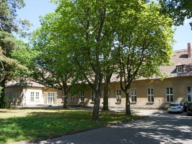 Büro zur Miete 2.600 m² Bürofläche teilbar ab 140 m² Industriegebiet Klotzsche Dresden 01109
