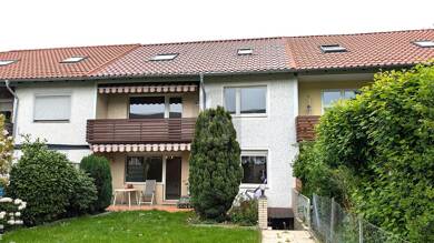 Reihenmittelhaus zum Kauf 295.000 € 8 Zimmer 176 m² 301 m² Grundstück Wolfsburg 38440