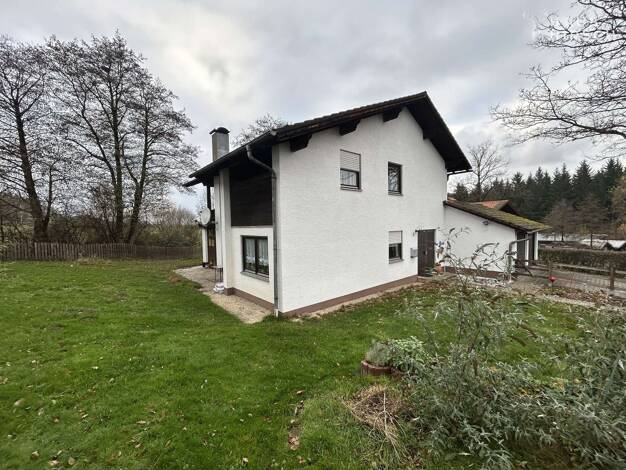 Mehrfamilienhaus zum Kauf 295.000 € 6 Zimmer 141 m² 737 m² Grundstück Arrach 93474