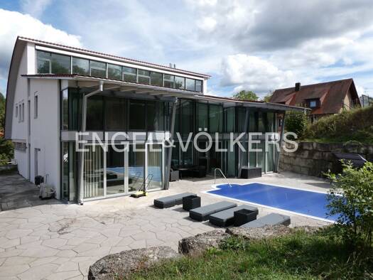 Einfamilienhaus zum Kauf 1.330.000 € 8,5 Zimmer 349 m² 1.435 m² Grundstück frei ab sofort Reusten Ammerbuch 72119
