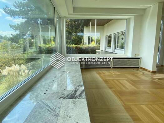 Villa zur Miete 2.800 € 7 Zimmer 330 m² 1.895 m² Grundstück Engen Engen 78234
