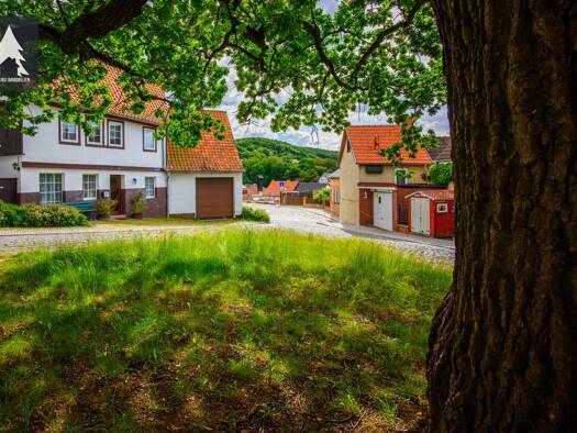 Reihenendhaus zum Kauf 99.000 € 7 Zimmer 150 m² 300 m² Grundstück Schulplatz 5 Gernrode Quedlinburg 06485