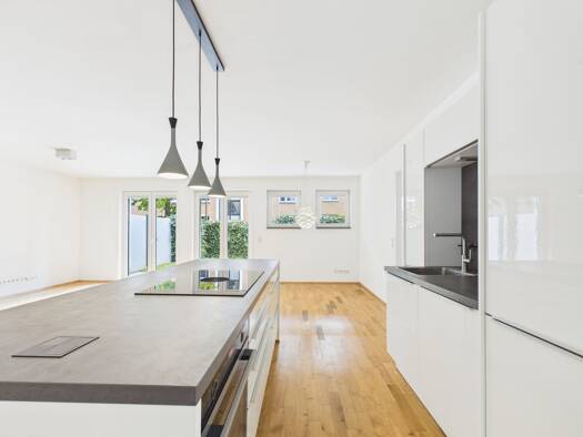 Wohnung zur Miete 1.150 € 2 Zimmer 90 m² EG Alt-Langenhagen Langenhagen 30853