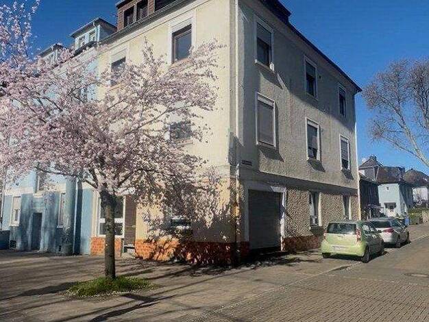 Mehrfamilienhaus zum Kauf provisionsfrei 314.000 € 9 Zimmer 221 m² 194 m² Grundstück Nikolausstr. 1 Stoppenberg Essen 45141