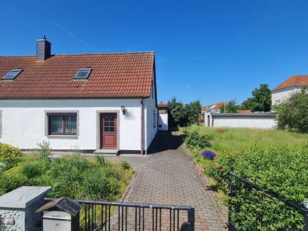 Doppelhaushälfte zum Kauf 349.000 € 5 Zimmer 125 m² 808 m² Grundstück frei ab sofort Böhlitz-Ehrenberg Leipzig 04178