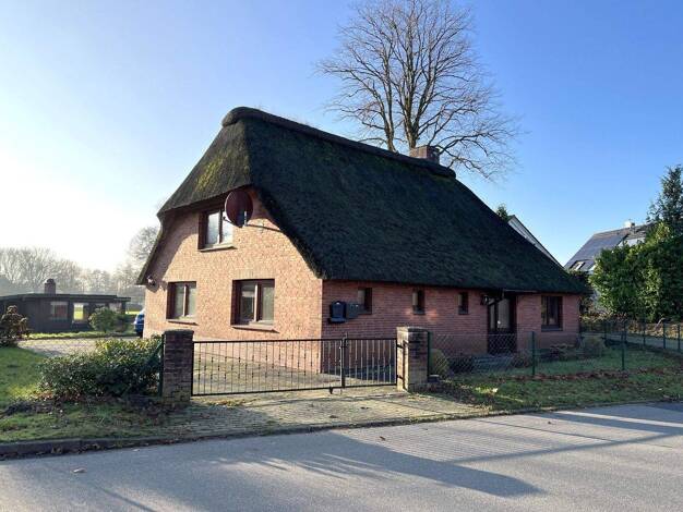 Einfamilienhaus zum Kauf 179.000 € 7 Zimmer 157,5 m² 1.297 m² Grundstück Heiligenstedtenerkamp 25524