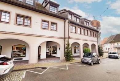Wohnung zur Miete 1.300 € 3 Zimmer 93 m² Geschoss 2/3 frei ab sofort Ritterstraße 3 Endingen Endingen 79346