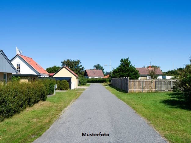 Einfamilienhaus zum Kauf 135.000 € 6 Zimmer 1 m² 9.522 m² Grundstück Hövel Sundern 59846