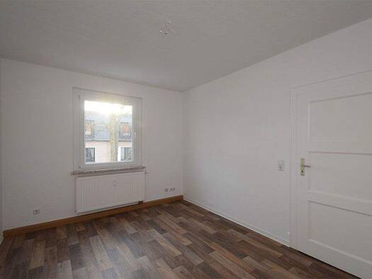 Wohnung zur Miete 238 € 1 Zimmer 33 m² 2. Geschoss Eugen-Schönhaar-Straße 10 Ammendorf-Beesen Halle (Saale) 06132