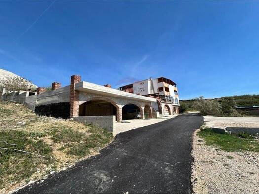 Haus zum Kauf 850.000 € 20 Zimmer 780 m² Novalja