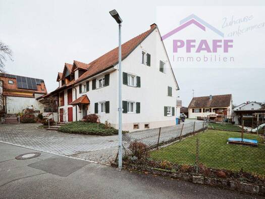 Doppelhaushälfte zum Kauf 359.000 € 5 Zimmer 138,9 m² 529 m² Grundstück Böhringen Radolfzell am Bodensee / Böhringen 78315
