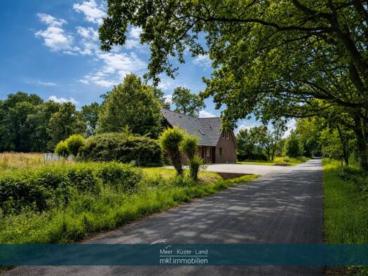 Mehrfamilienhaus zum Kauf 525.000 € 10 Zimmer 272 m² 6.500 m² Grundstück Logabirum Leer (Ostfriesland) 26789