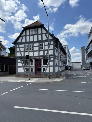 Wohnung zur Miete 2.340 € 4,5 Zimmer 234 m² Hauptstraße 24 Sprendlingen Dreieich 63303