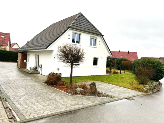 Einfamilienhaus zur Miete 1.400 € 6 Zimmer 153 m² 602 m² Grundstück frei ab 02.02.2026 Panoramablick 2 Muckental Elztal 74834