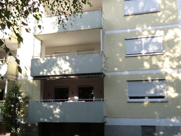 Wohnung zur Miete 990 € 4 Zimmer 100 m² 1. Geschoss frei ab 01.10.2026 Westenviertel Regensburg 93049