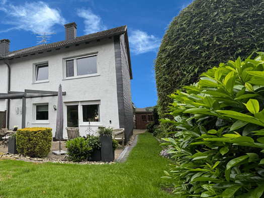 Reihenmittelhaus zum Kauf 179.000 € 4 Zimmer 117 m² 389 m² Grundstück frei ab 01.08.2026 Neuenrade 58809