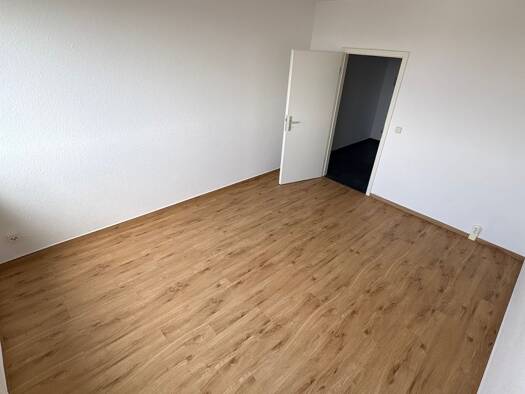 Wohnung zur Miete 240 € 1 Zimmer 24 m² 9. Geschoss Woldegker Straße 30 Katharinenviertel Neubrandenburg 17033