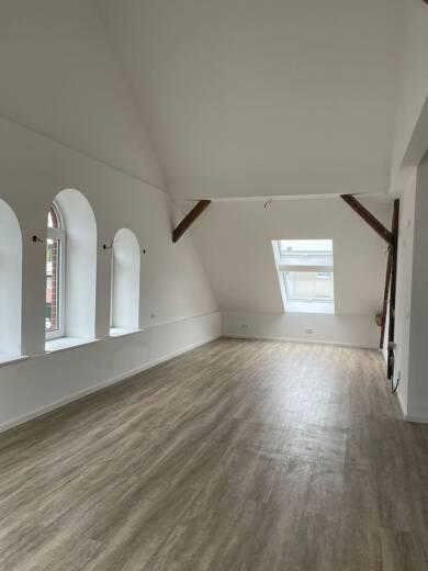 Wohnung zur Miete 1.250 € 5 Zimmer 131 m² Dachgeschoss Deppendorfer Straße 147 Niederdornberg Bielefeld 33739