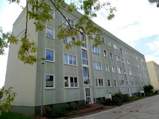 Wohnung zur Miete 366 € 3 Zimmer 56,3 m² 2. Geschoss Hallesche Straße 244 Lutherstadt Eisleben 06295