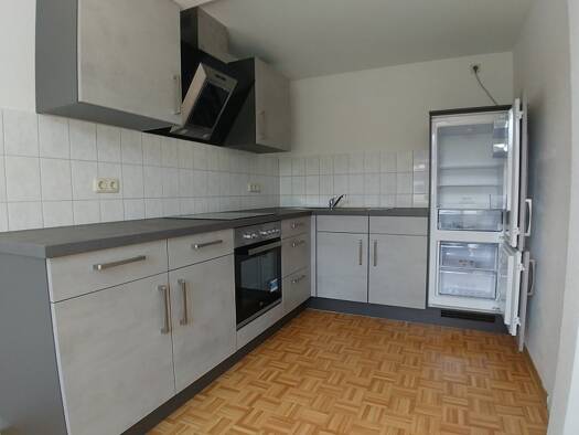 Wohnung zur Miete 320 € 2 Zimmer 61 m² Greiz Greiz 07973