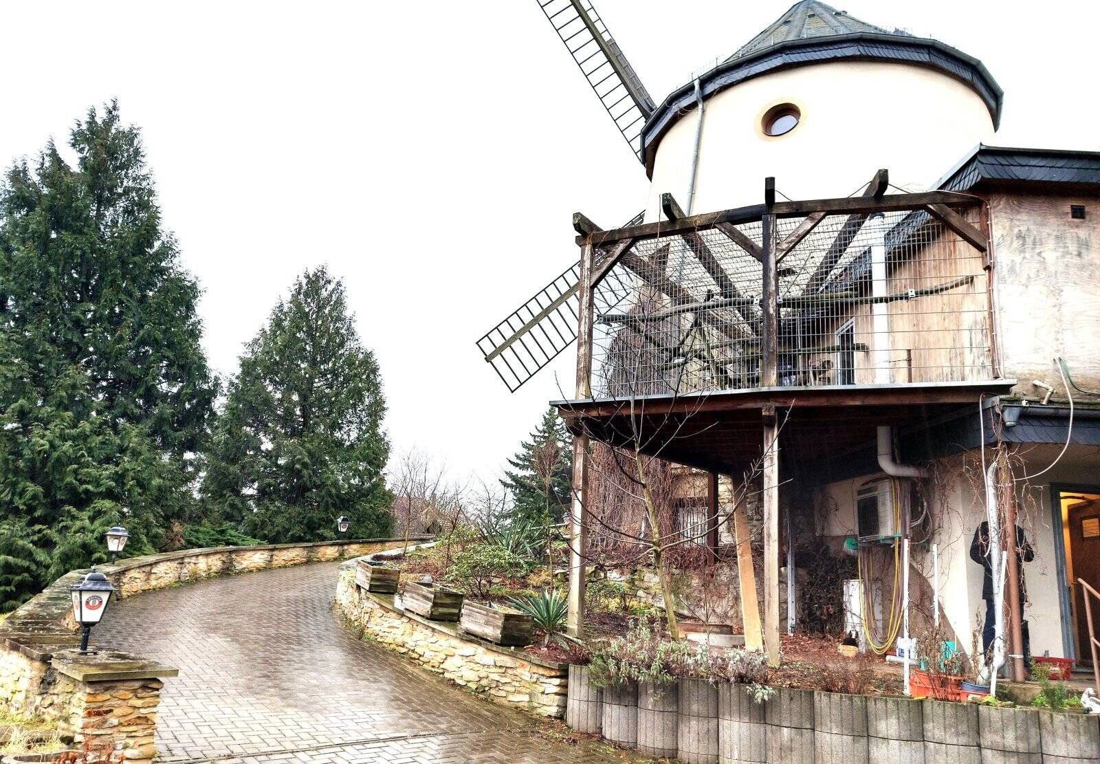 Property thumbnail 8