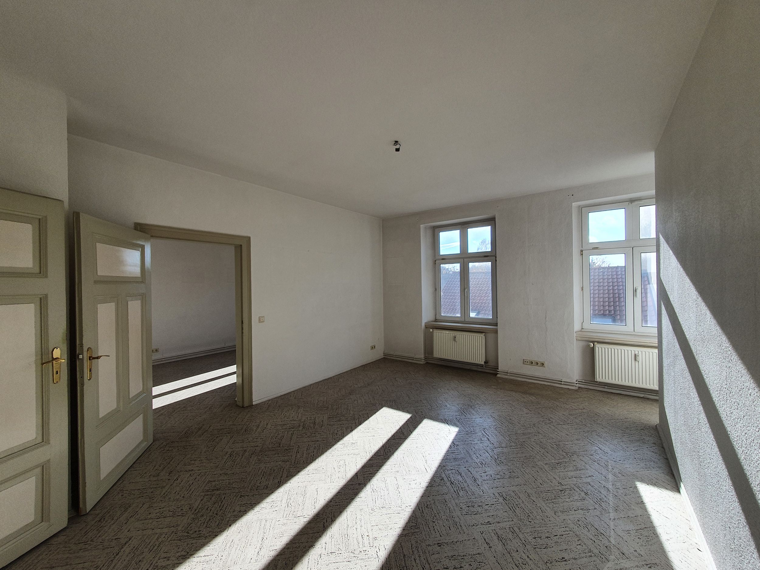 Wohnung zur Miete 300 € 2 Zimmer 71 m²<br/>Wohnfläche 3.<br/>Geschoss 01.02.2025<br/>Verfügbarkeit Bismarckstr. 5 Innenstadt Görlitz 02826