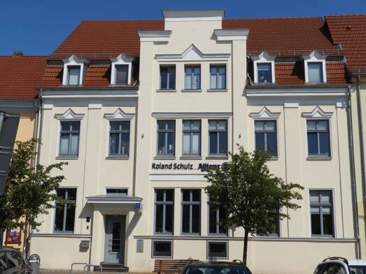 Wohnung zur Miete 403 € 2 Zimmer 62 m² 1. Geschoss frei ab 01.01.2027 Unterbaustraße 2 Altentreptow Altentreptow 17087