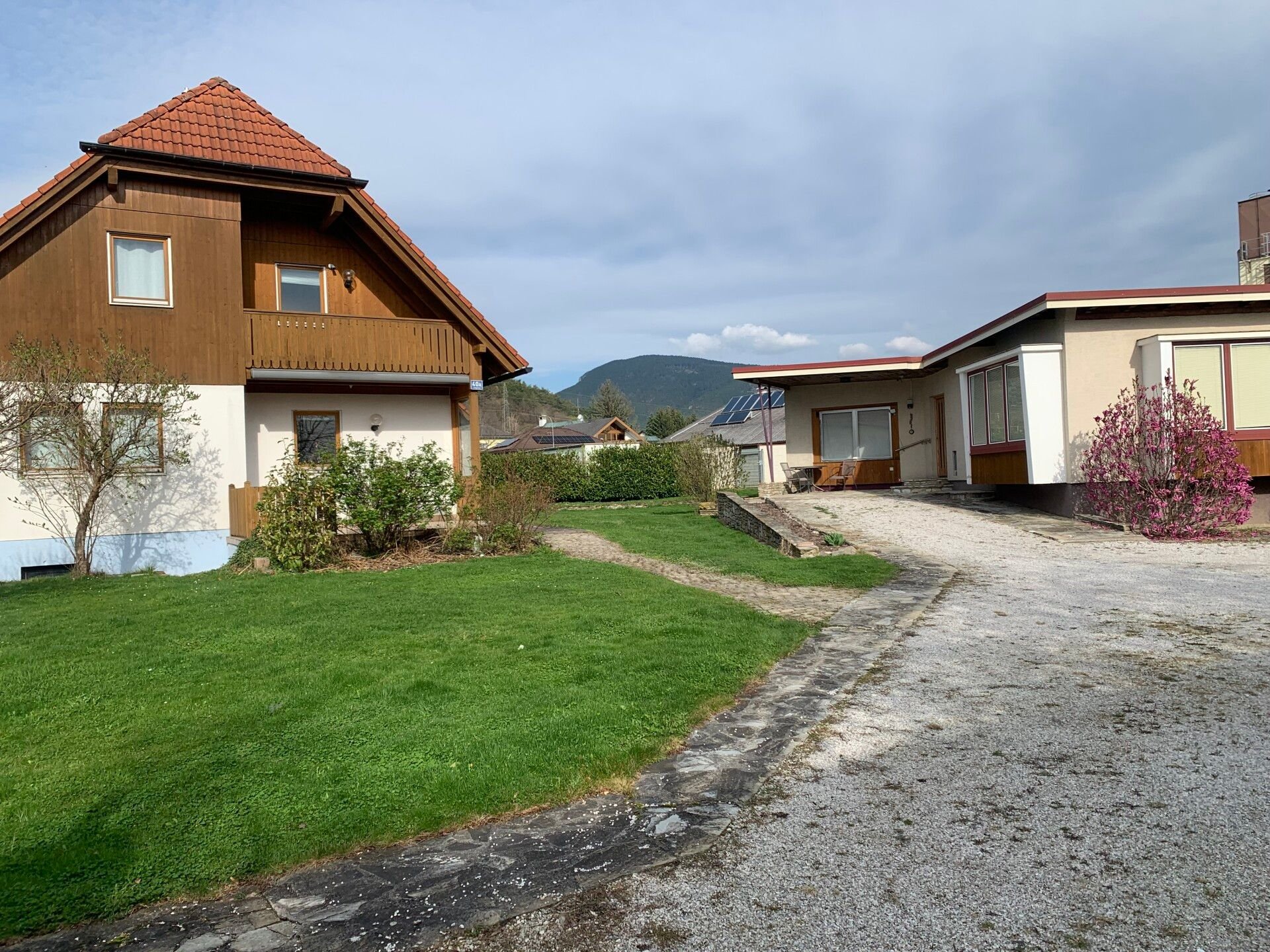 Mehrfamilienhaus zum Kauf 549.000 € 8 Zimmer 223 m²<br/>Wohnfläche 1.417 m²<br/>Grundstück Ternitz 2630