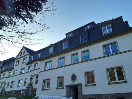 Wohnung zur Miete 309 € 2 Zimmer 56,2 m² EG Damaschkestraße 18 Aue 08280